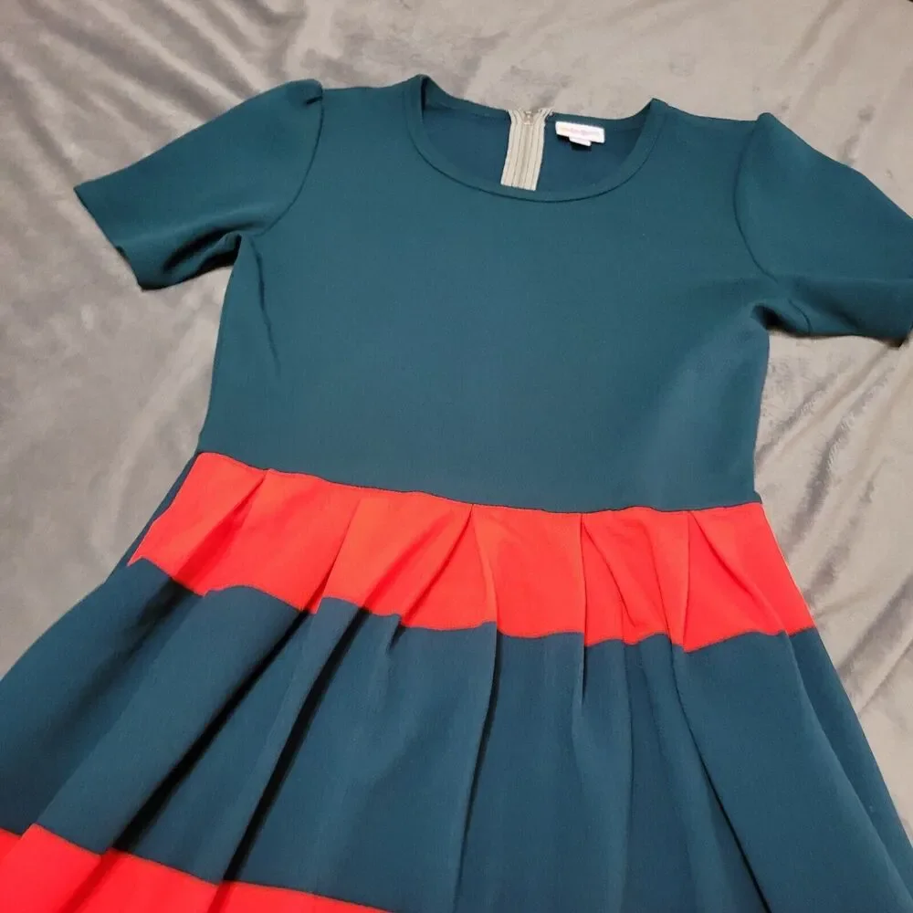 LuLaRoe Dress Womens Large Red Stripe Fit Flair Stretch Sleevless Scoop Neck Zip - Picture 3 of 9